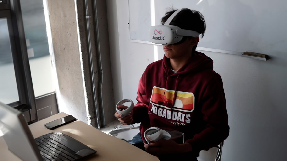 Duoc UC y SentioVR crean primer Hotel Virtual en Chile para formación inmersiva de estudiantes